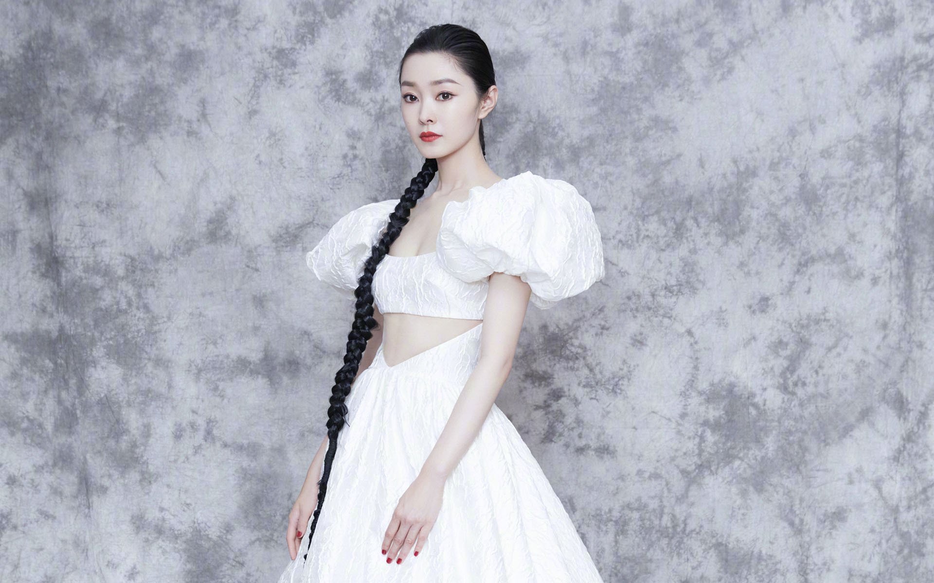 乐鱼体育app官网入口-五大联赛是否在战术设计中加入更多机动性换人策略，5大联赛换人名额